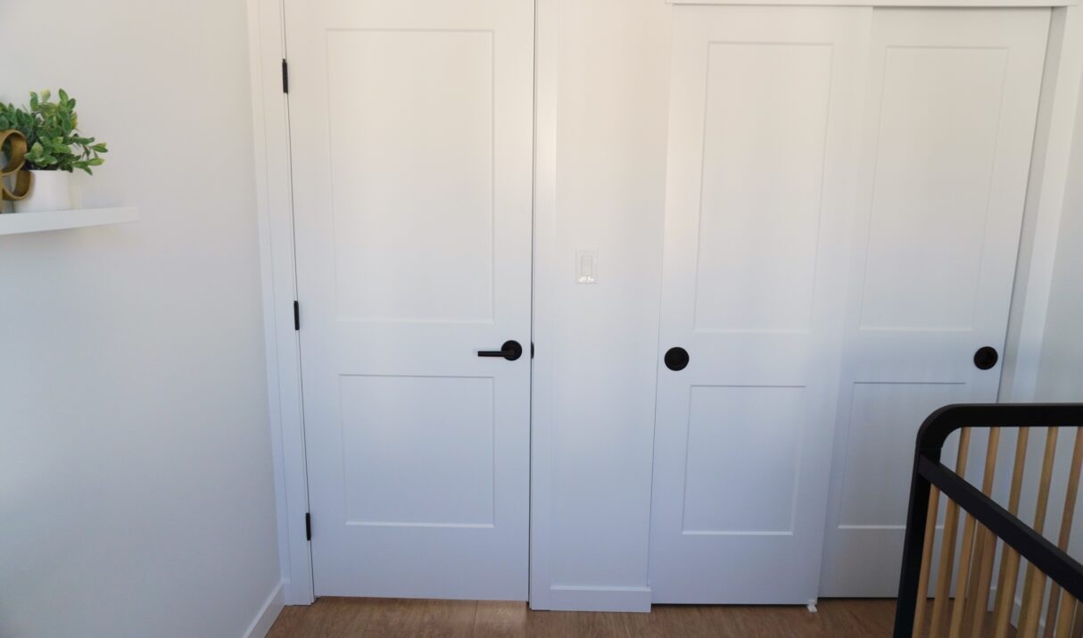 Barn Doors vs Bifold Doors: Which One Is Right for Your Space?